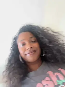 mismialove online show from 15, 6, 2026