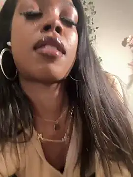 mismialove online show from 26, 6, 2026