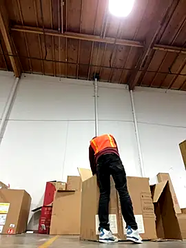 Snapshot of Letgeti chatting on 7, 10, 2025 Letgeti online show from 7, 10, 2025