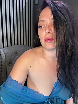 Kate Joy online show from 7, 3, 2025