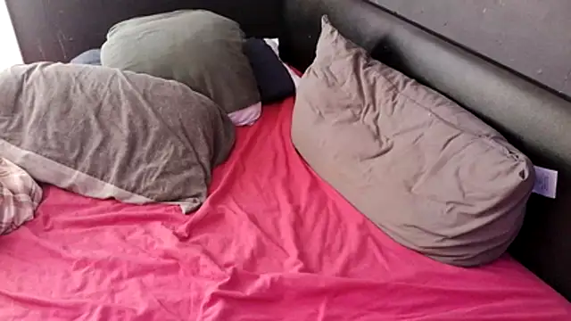 McPherson72 online show from 8, 4, 2026